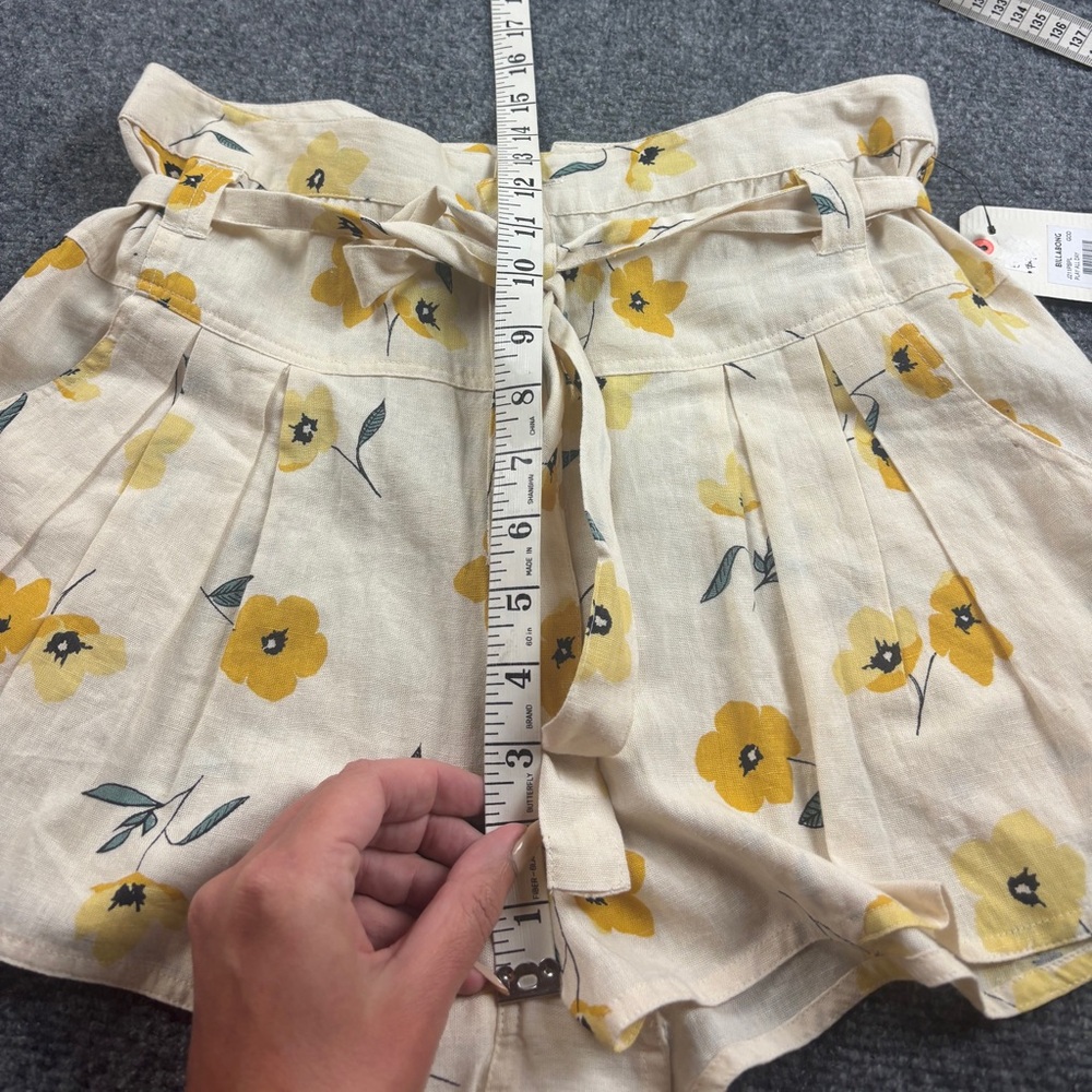 BILLABONG Women’s Linen Play All Day High Waist Shorts NWT Yellow  size: Large - Picture 6 of 7